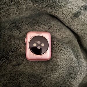 Apple Watch Series 1 (42mm, Rose Gold – For Parts or Repair, Needs Battery)
